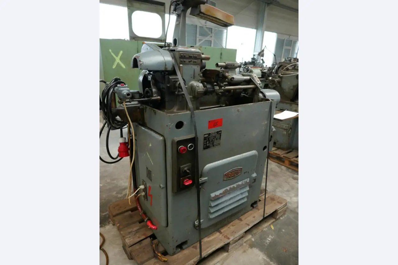 Machines pour le travail du métal-3