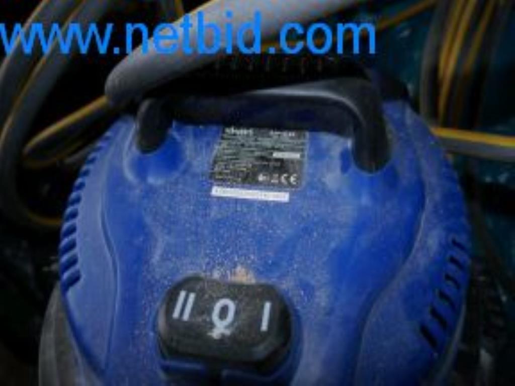 1 sztuka sprzętu czyszczącego i przyczepa samochodowa-15