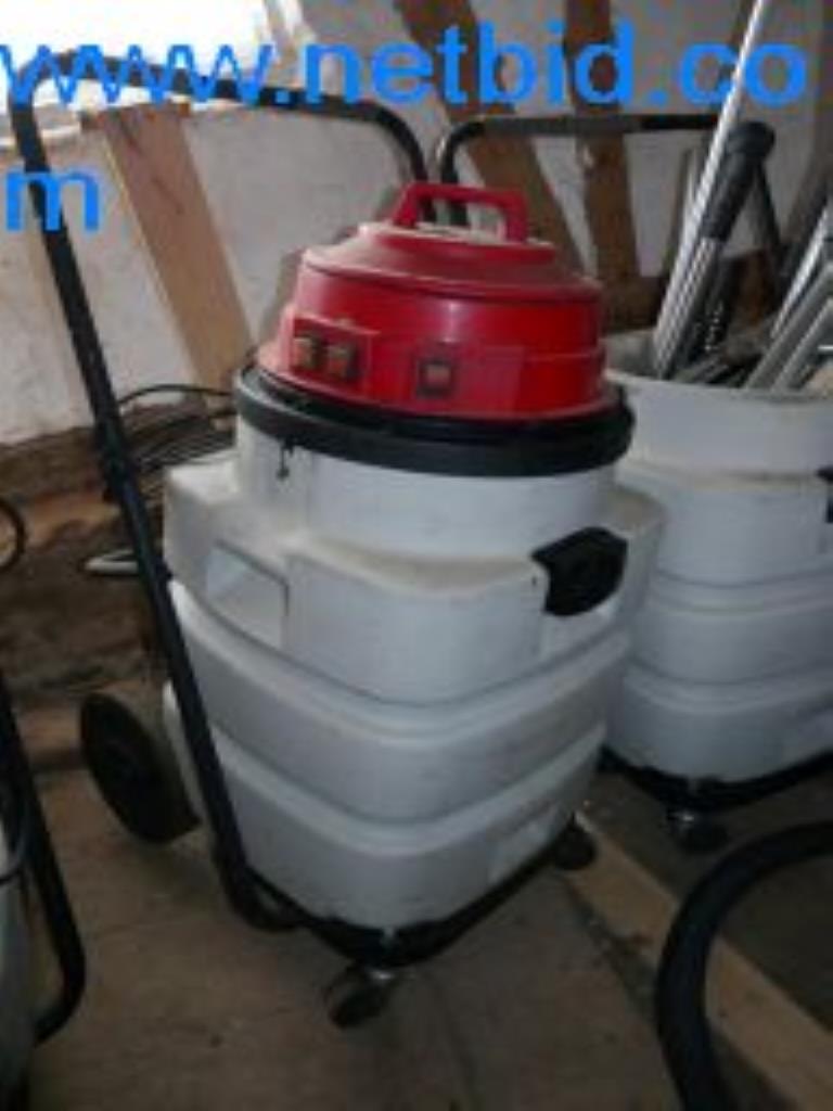 1 sztuka sprzętu czyszczącego i przyczepa samochodowa-18