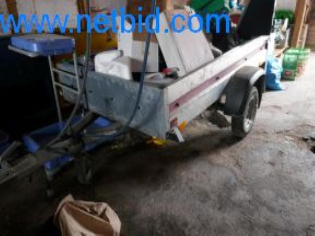 1 sztuka sprzętu czyszczącego i przyczepa samochodowa-2