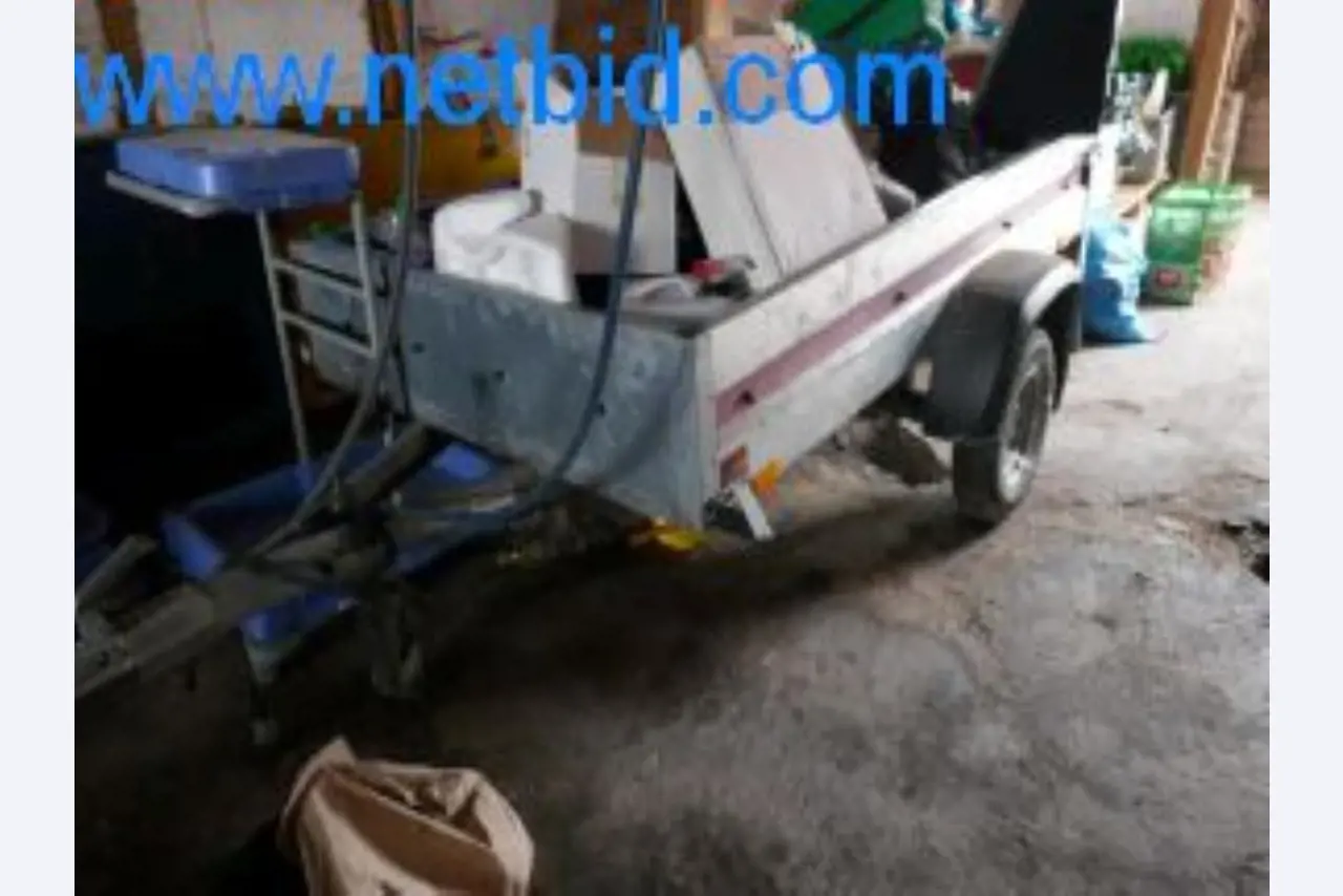 1 reinigingsmiddel en autotrailer-2