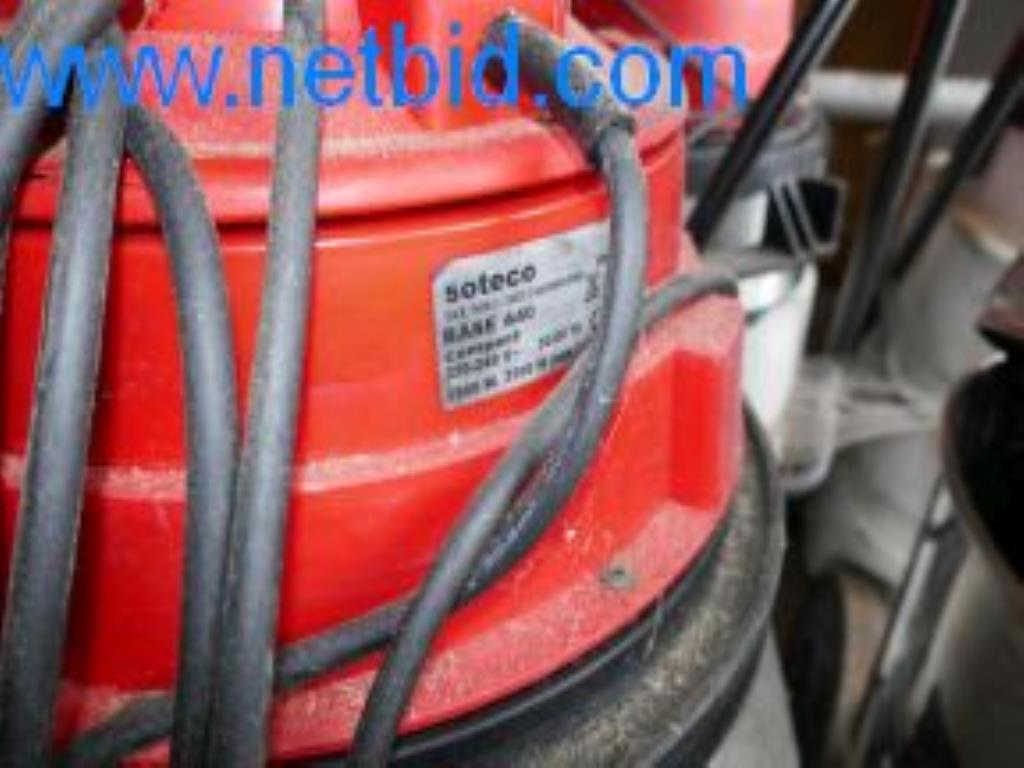 1 sztuka sprzętu czyszczącego i przyczepa samochodowa-23