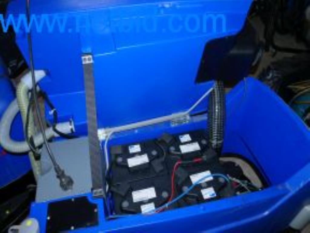 1 sztuka sprzętu czyszczącego i przyczepa samochodowa-41