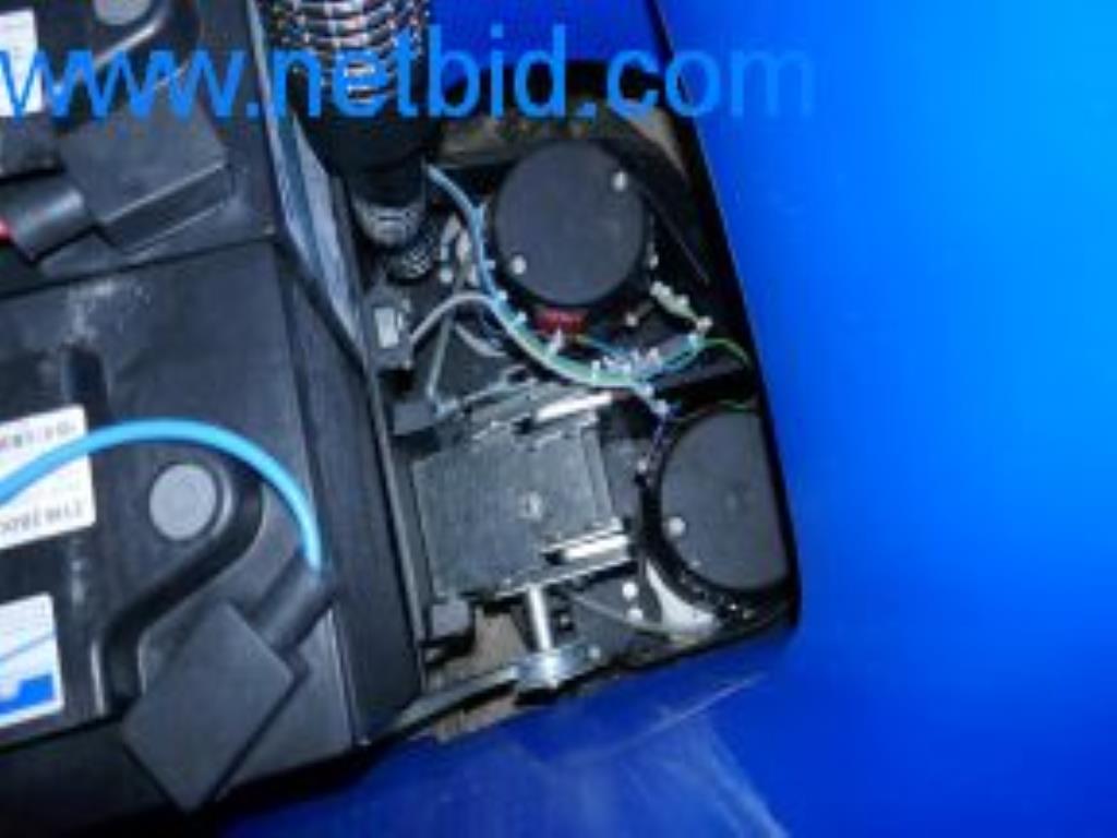 1 sztuka sprzętu czyszczącego i przyczepa samochodowa-47