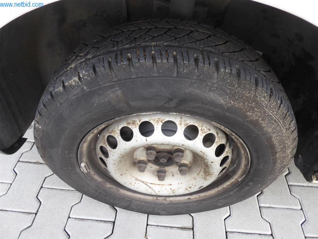 Betriebs- und Geschäftsausstattung-12