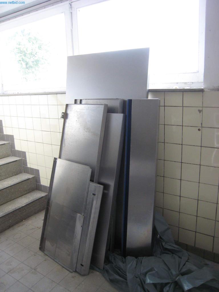 Commercial pass-through dishwasher-13