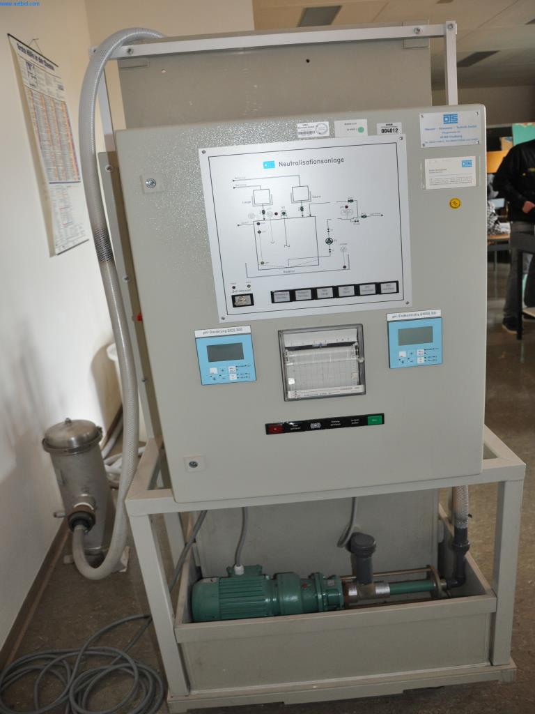 Gepflegte Gegenstände aus einer Lehrwerkstatt (Bautechnik)-5