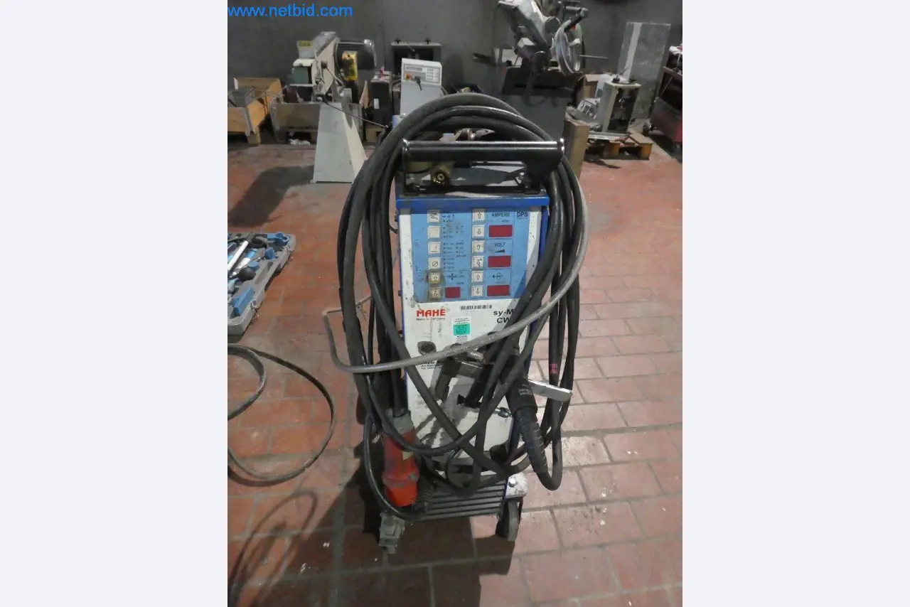 Operativna in pisarniška oprema Kovinske konstrukcije-1