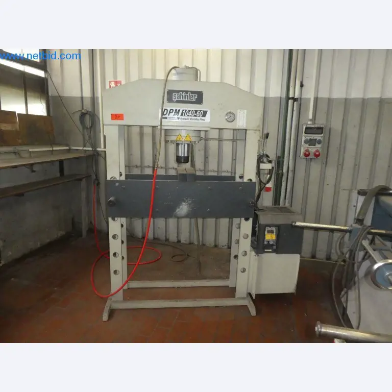 Material de explotación y oficina Construcción metálica-1