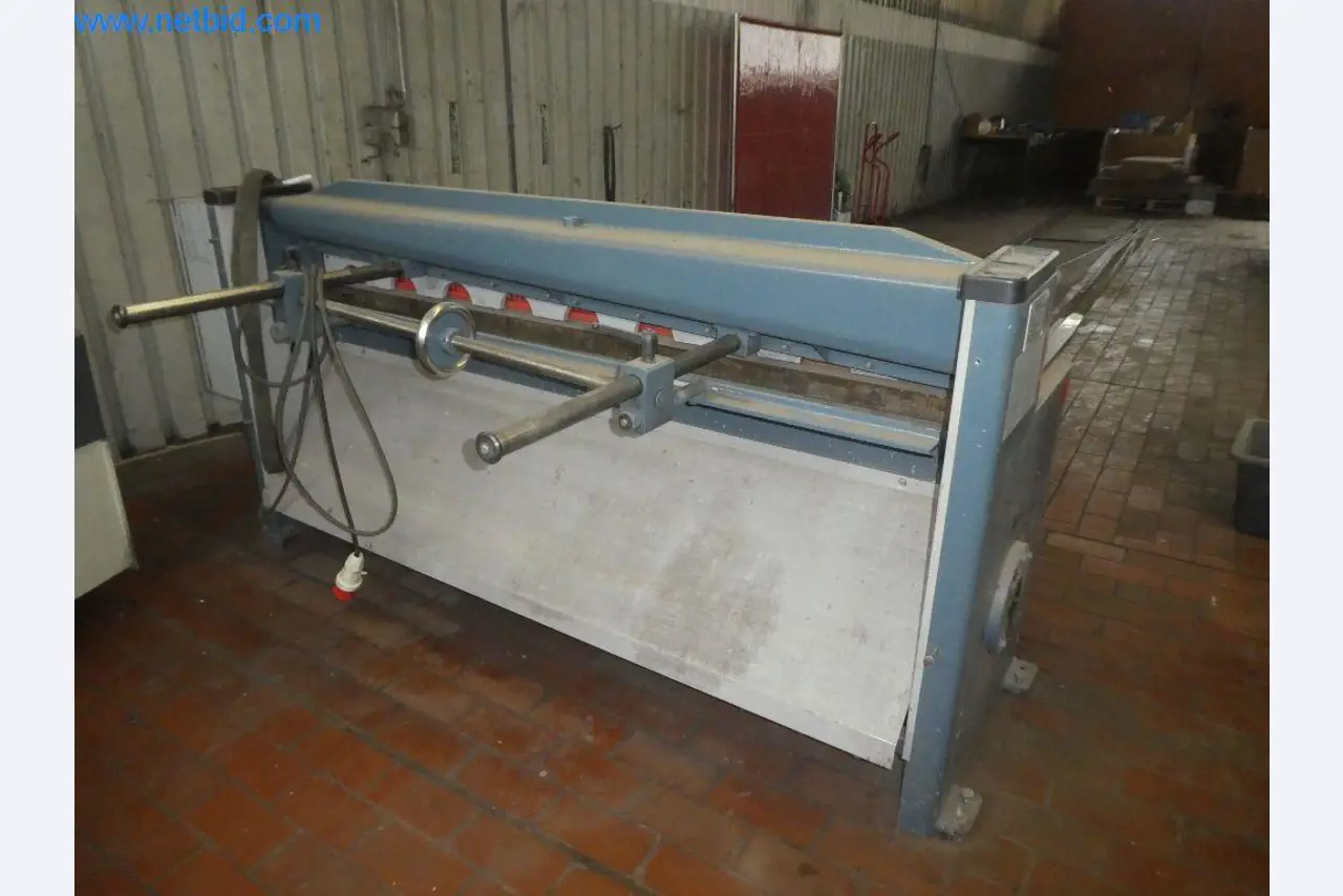 Material de explotación y oficina Construcción metálica-6
