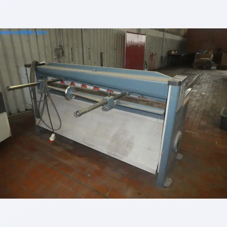 Material de explotación y oficina Construcción metálica-6