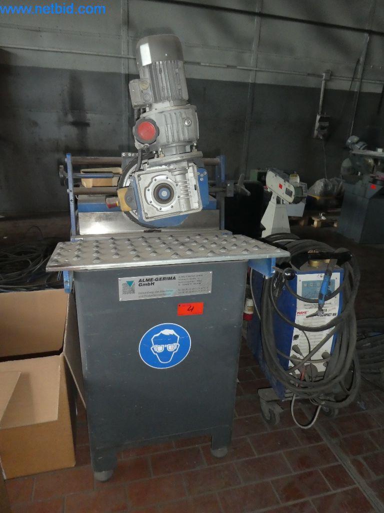 Sprzęt operacyjny i biurowy Konstrukcje metalowe-2