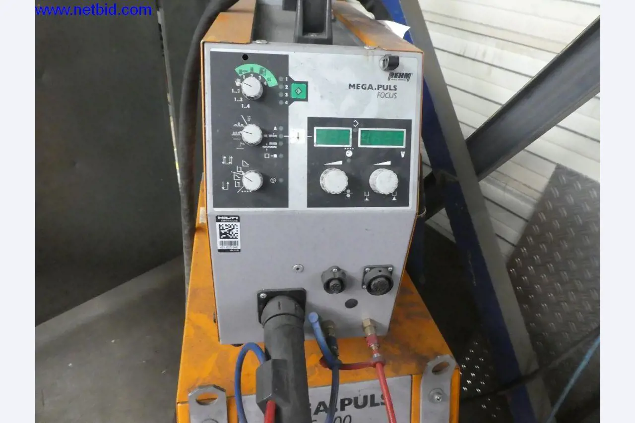 Equipamento operacional e de escritório (construção em aço e metal)-2
