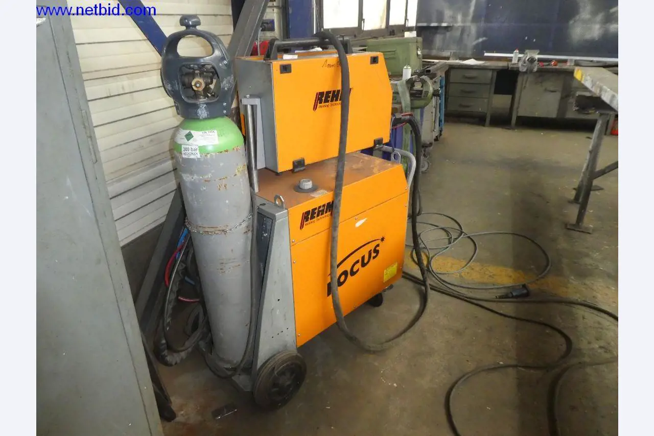 Equipamento operacional e de escritório (construção em aço e metal)-3