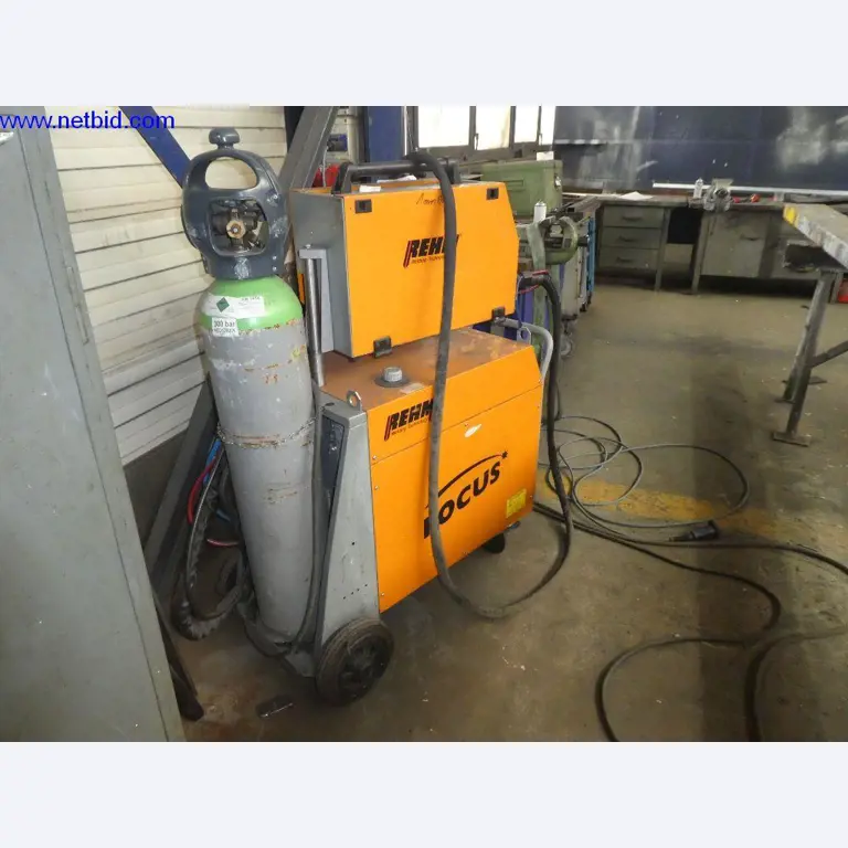 Equipamento operacional e de escritório (construção em aço e metal)-3