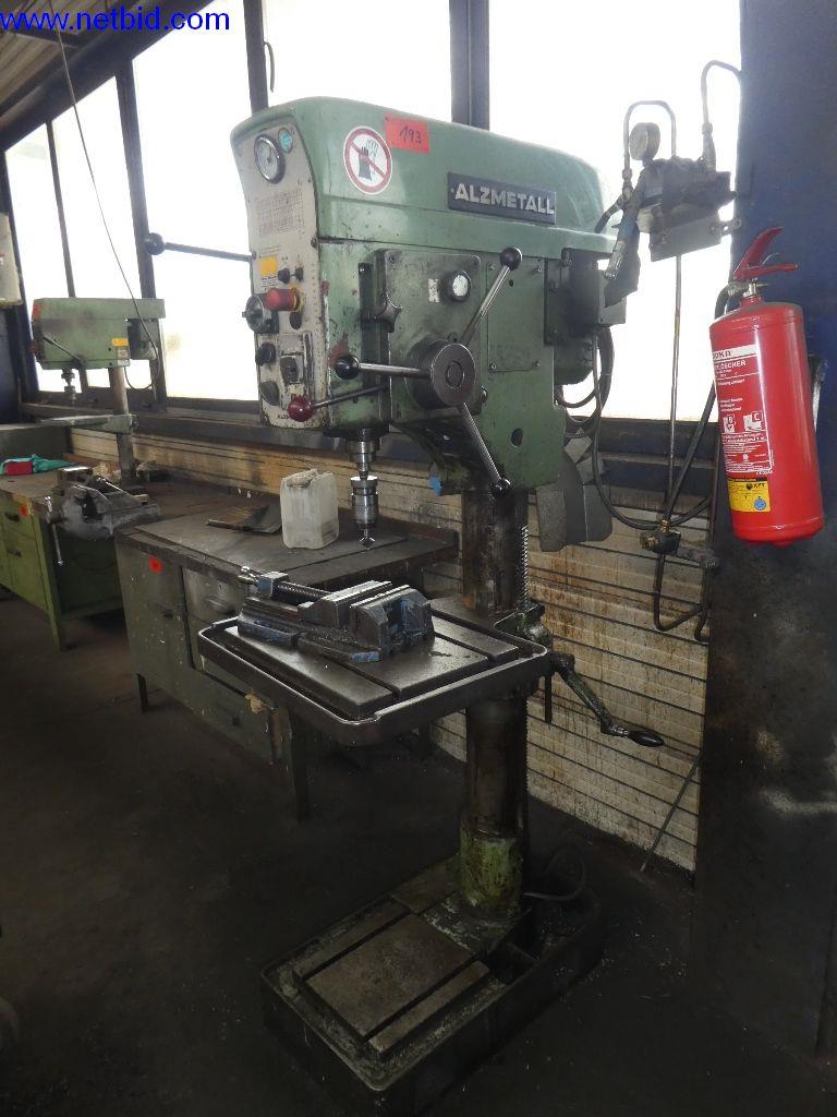 Betriebs- und Geschäftsausstattung (Stahl- und Metallbau)-1