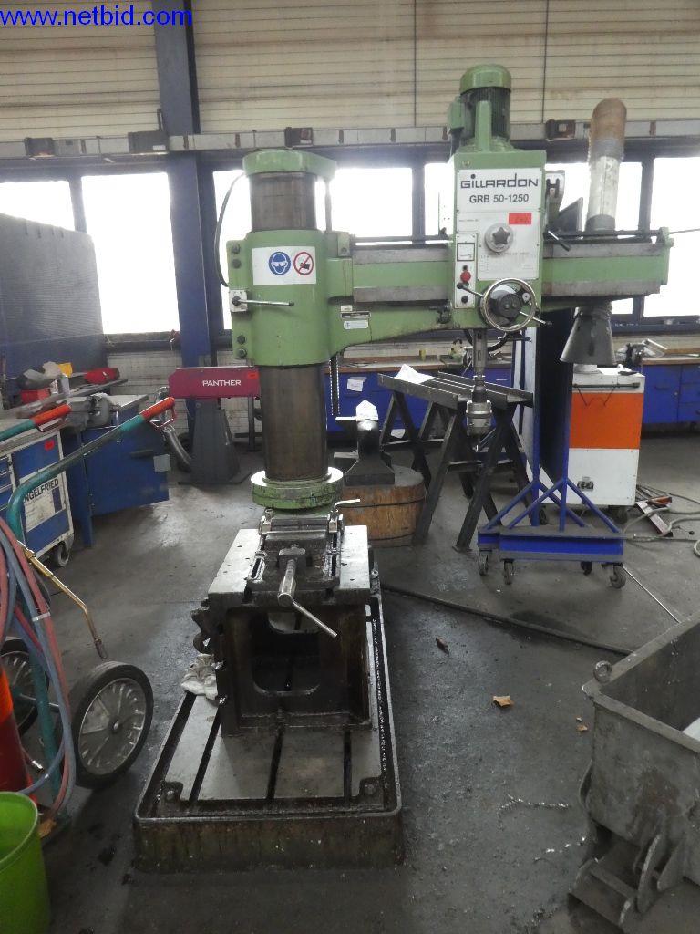 Betriebs- und Geschäftsausstattung (Stahl- und Metallbau)-1