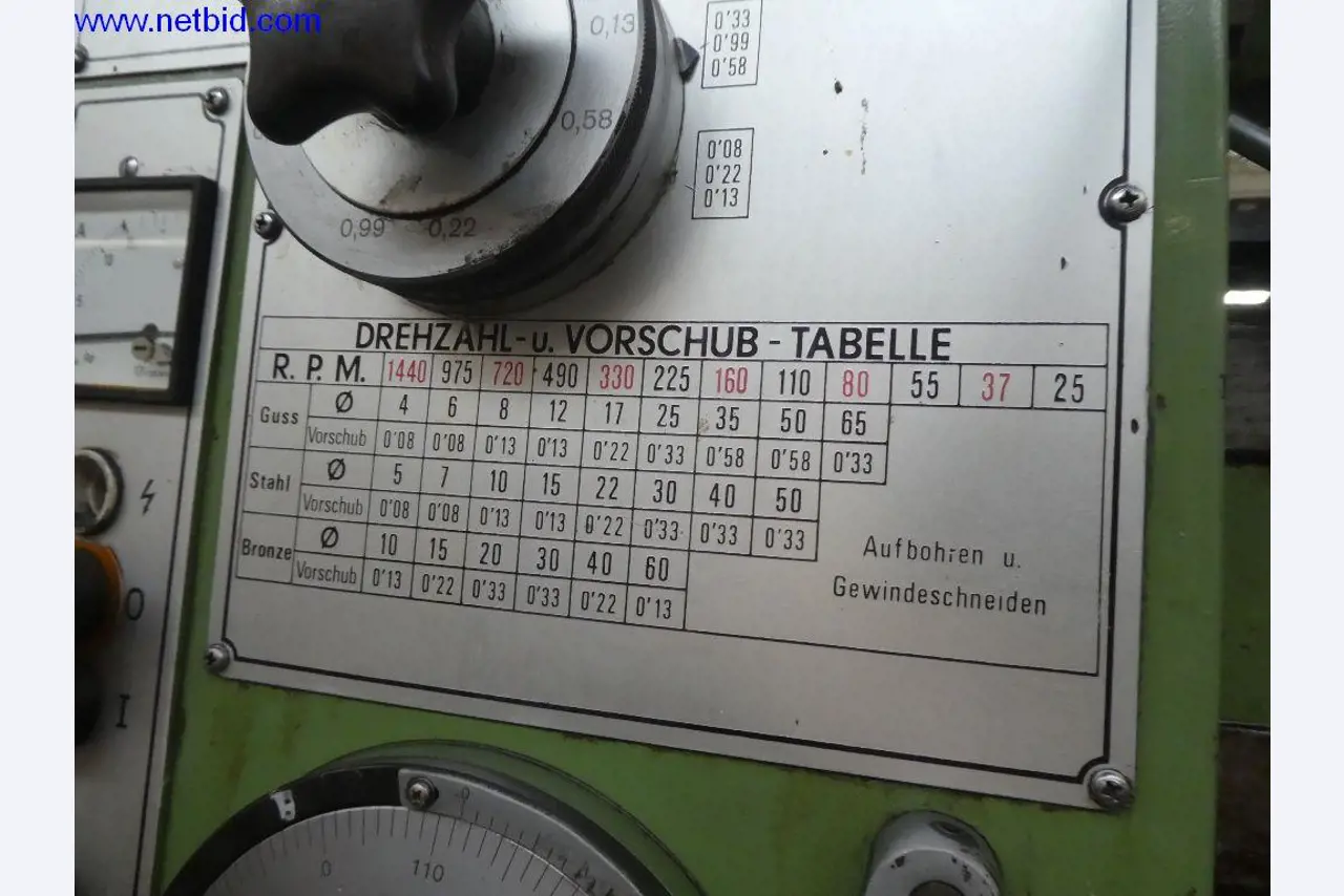 Equipamento operacional e de escritório (construção em aço e metal)-4