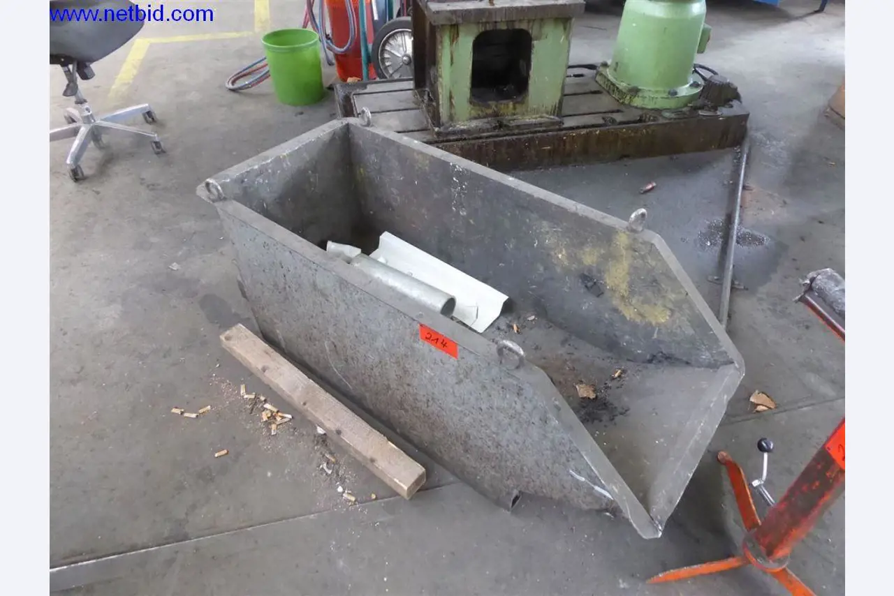 Operativna in pisarniška oprema (jeklene in kovinske konstrukcije)-1