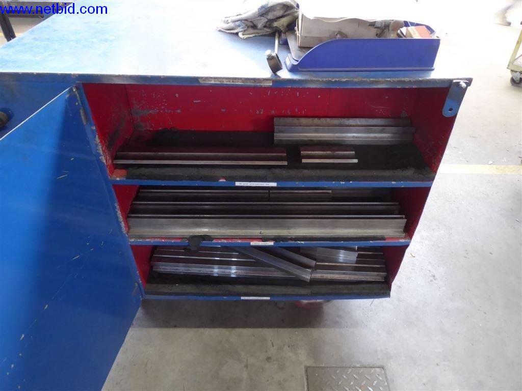 Equipamento operacional e de escritório (construção em aço e metal)-8