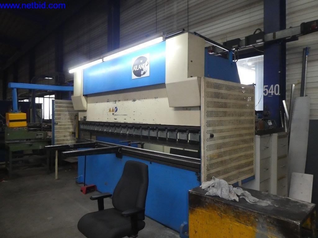 Equipamento operacional e de escritório (construção em aço e metal)-3