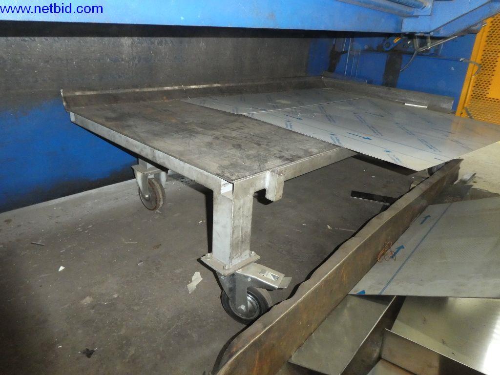 Equipamento operacional e de escritório (construção em aço e metal)-3