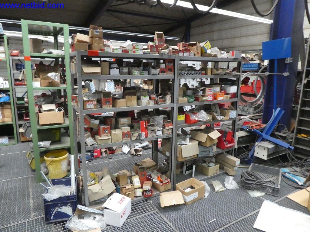 Equipamento operacional e de escritório (construção em aço e metal)-1