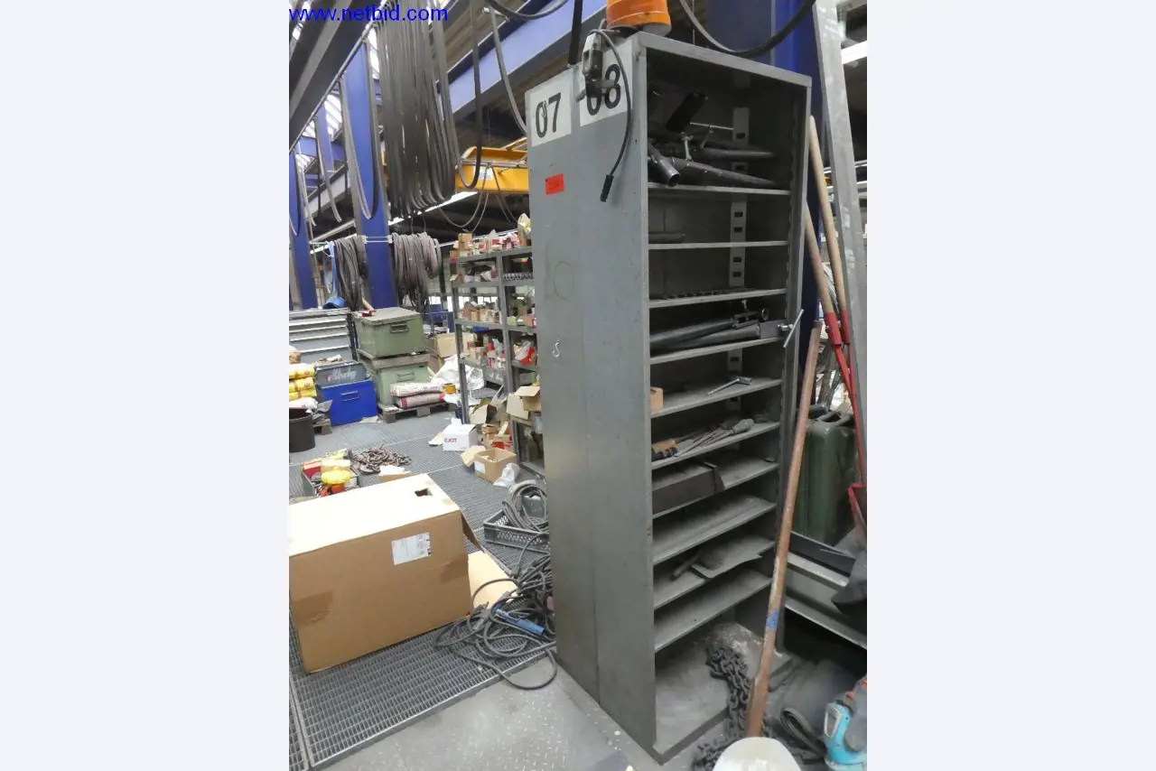 Equipamento operacional e de escritório (construção em aço e metal)-3