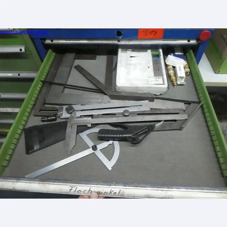 Equipamento operacional e de escritório (construção em aço e metal)-3