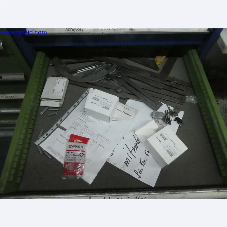 Equipamento operacional e de escritório (construção em aço e metal)-5