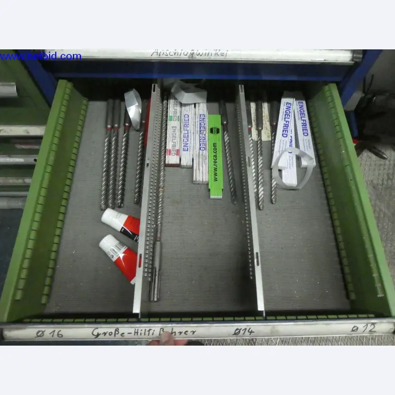 Equipamento operacional e de escritório (construção em aço e metal)-6
