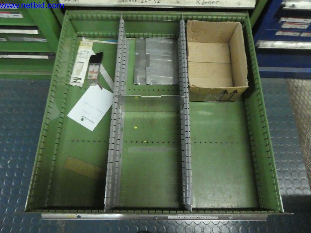 Equipamento operacional e de escritório (construção em aço e metal)-4