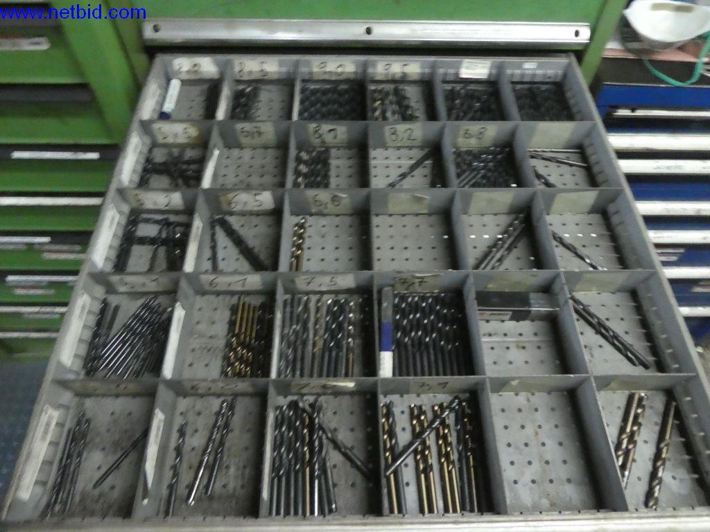 Equipamento operacional e de escritório (construção em aço e metal)-9