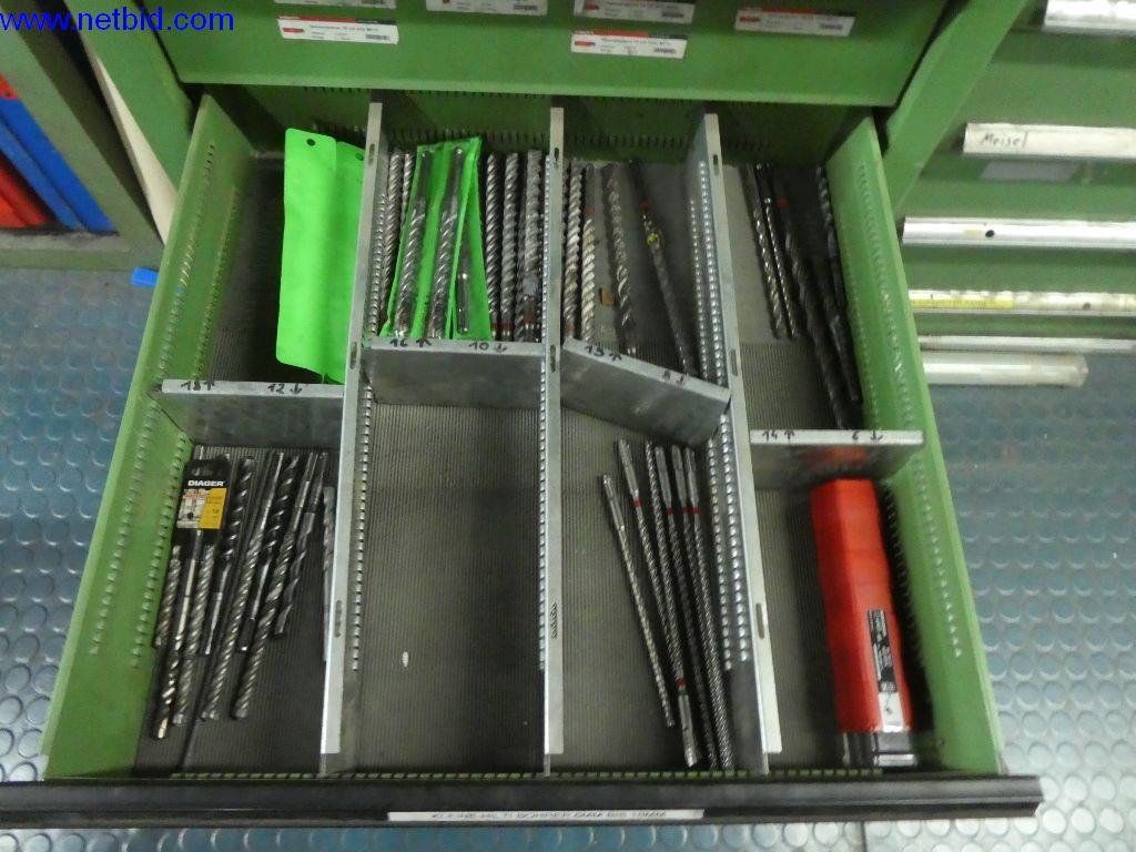 Equipamento operacional e de escritório (construção em aço e metal)-10