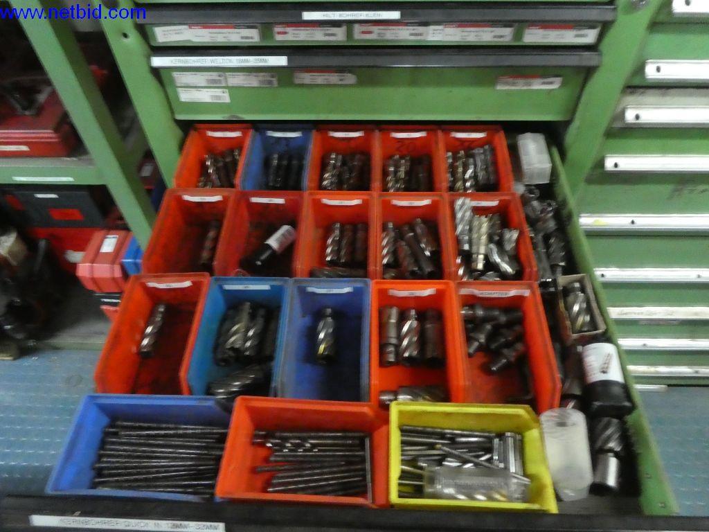 Equipamento operacional e de escritório (construção em aço e metal)-6