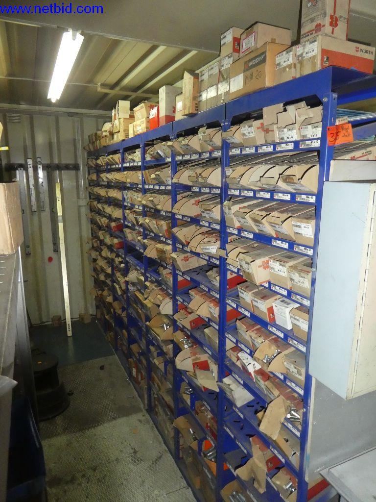 Equipamento operacional e de escritório (construção em aço e metal)-10