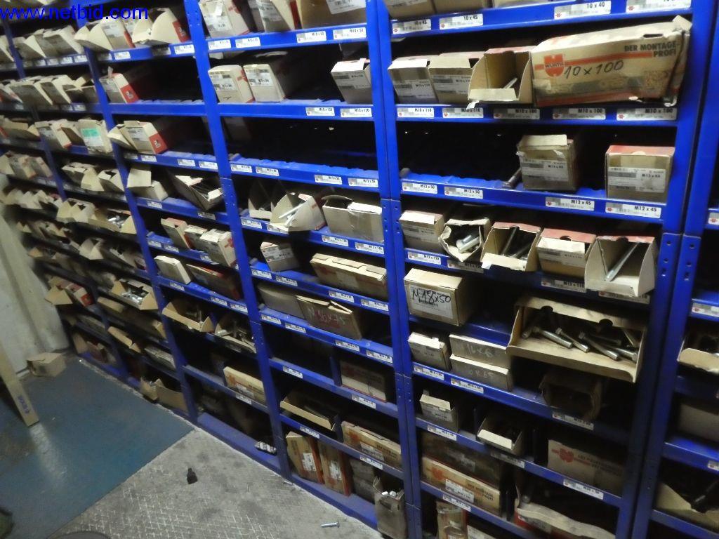 Equipamento operacional e de escritório (construção em aço e metal)-15