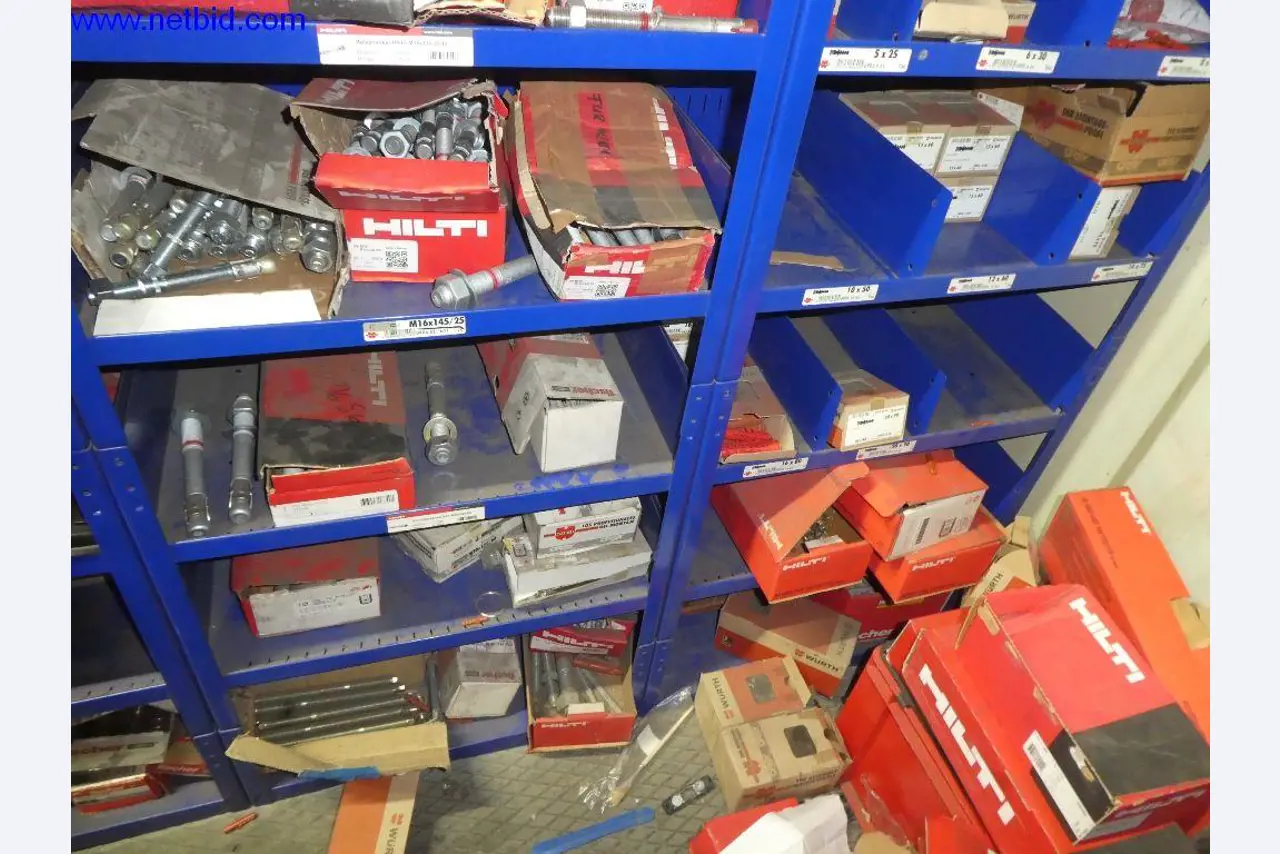 Equipamento operacional e de escritório (construção em aço e metal)-19