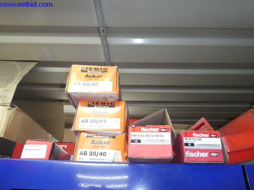 Equipamento operacional e de escritório (construção em aço e metal)-22