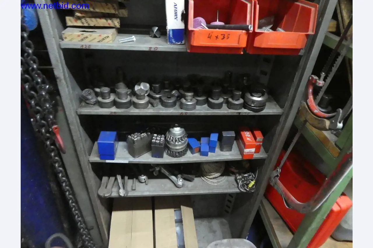 Equipamento operacional e de escritório (construção em aço e metal)-5