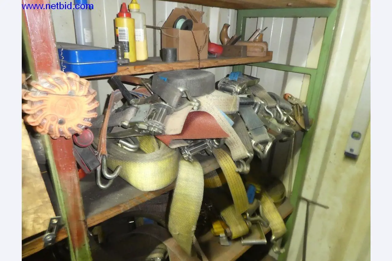 Equipamento operacional e de escritório (construção em aço e metal)-9
