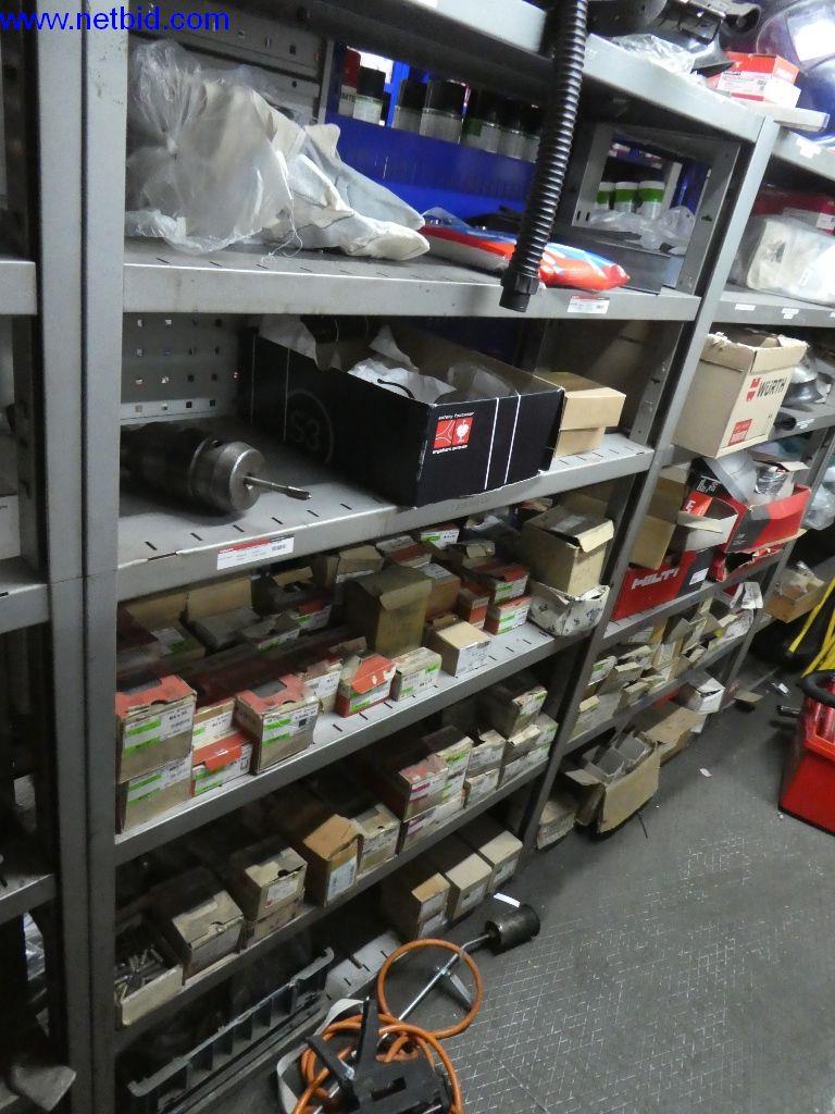 Equipamento operacional e de escritório (construção em aço e metal)-13