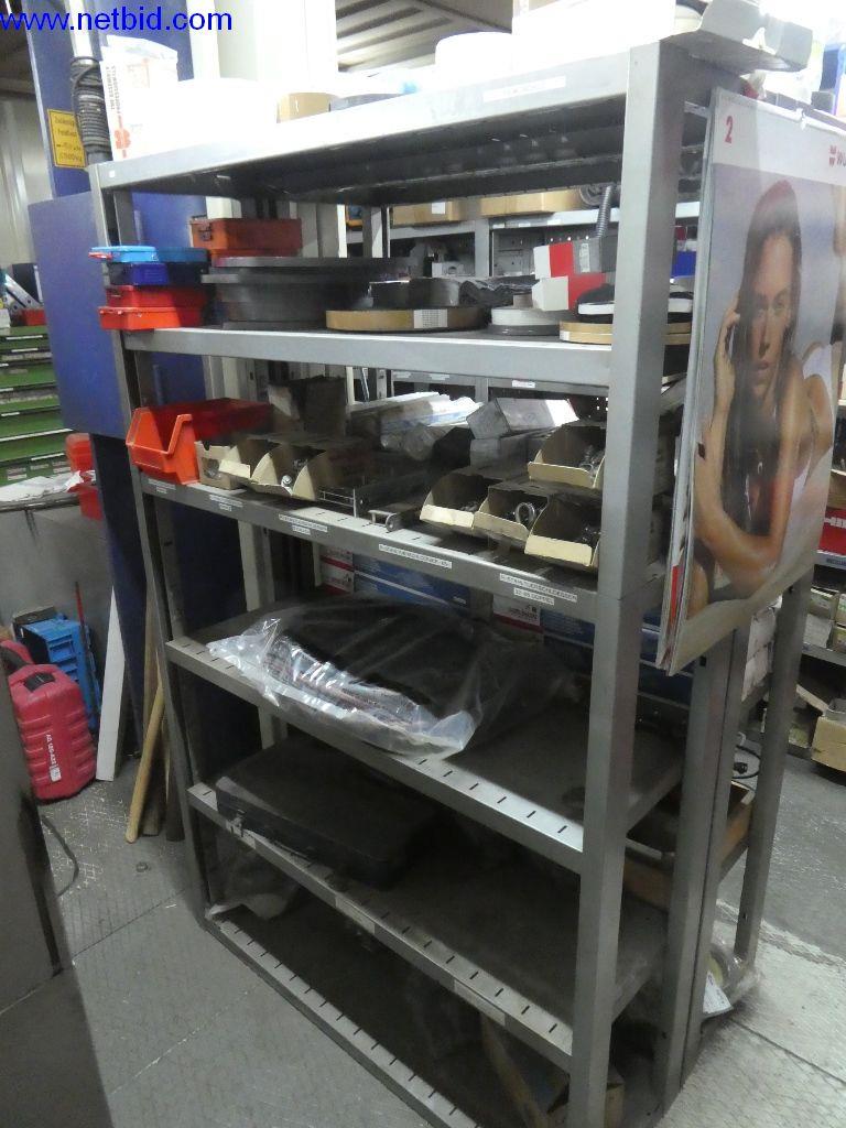 Equipamento operacional e de escritório (construção em aço e metal)-4