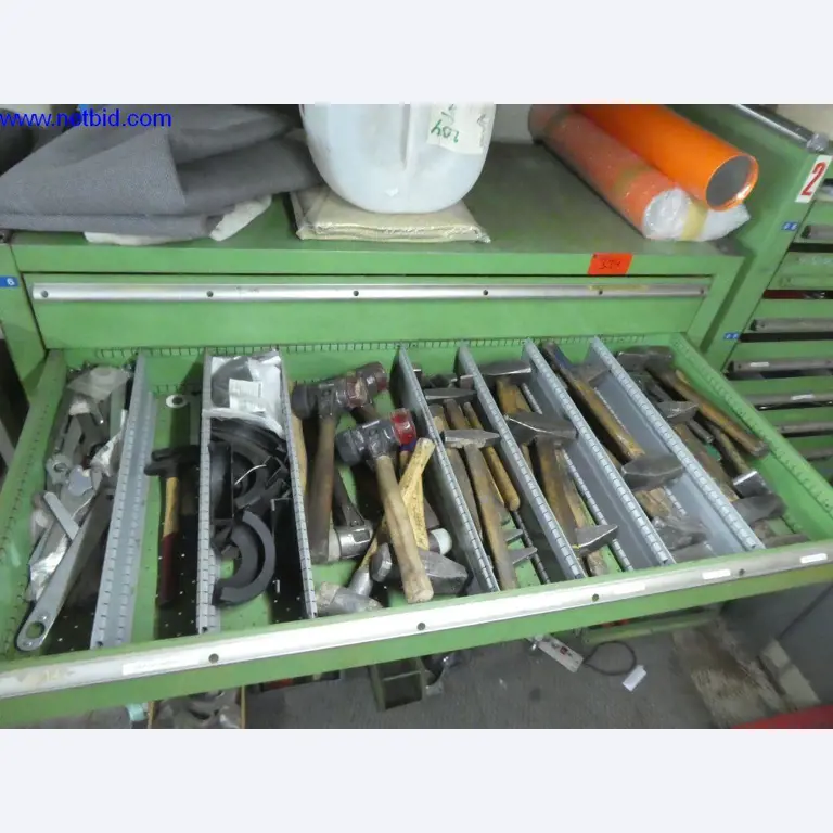 Equipamento operacional e de escritório (construção em aço e metal)-1