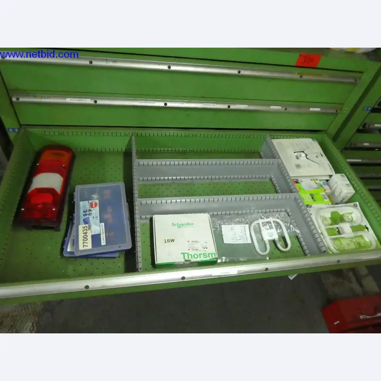 Equipamento operacional e de escritório (construção em aço e metal)-3