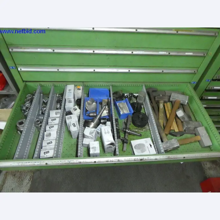 Equipamento operacional e de escritório (construção em aço e metal)-4