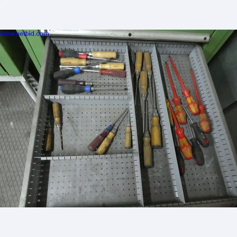 Equipamento operacional e de escritório (construção em aço e metal)-5