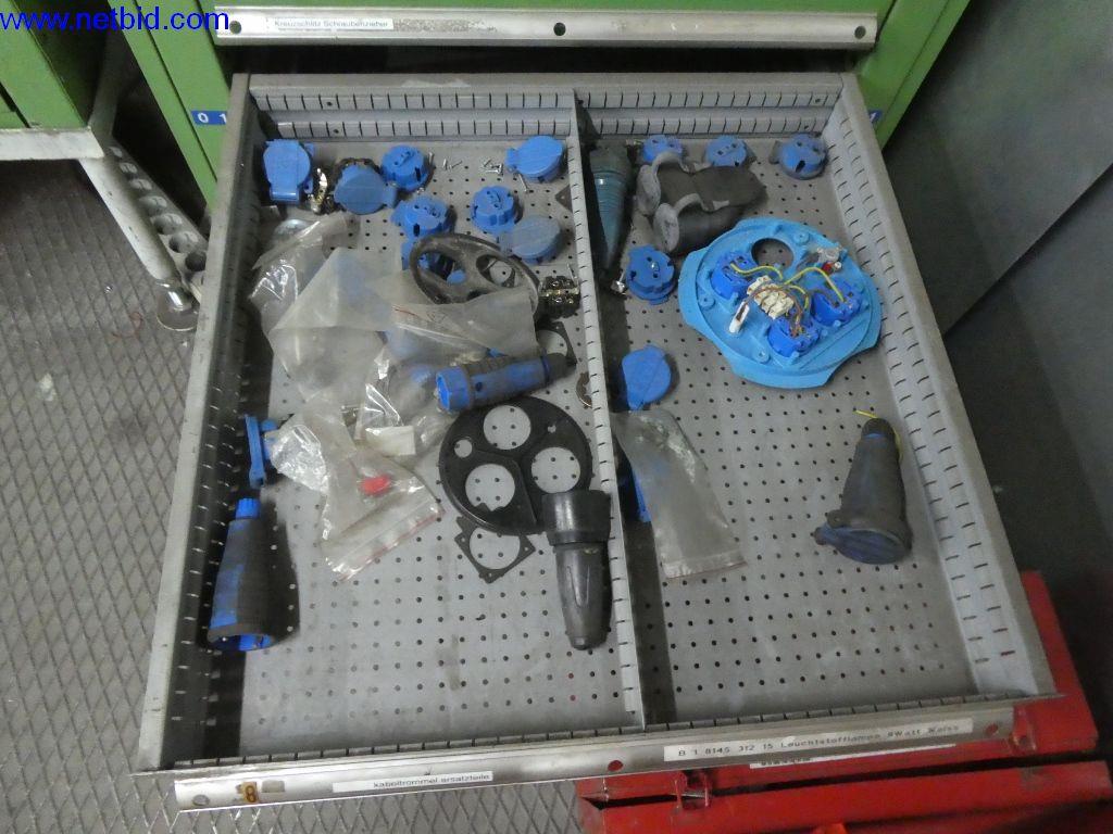 Equipamento operacional e de escritório (construção em aço e metal)-6