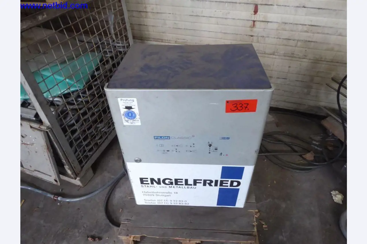 Equipamento operacional e de escritório (construção em aço e metal)-7