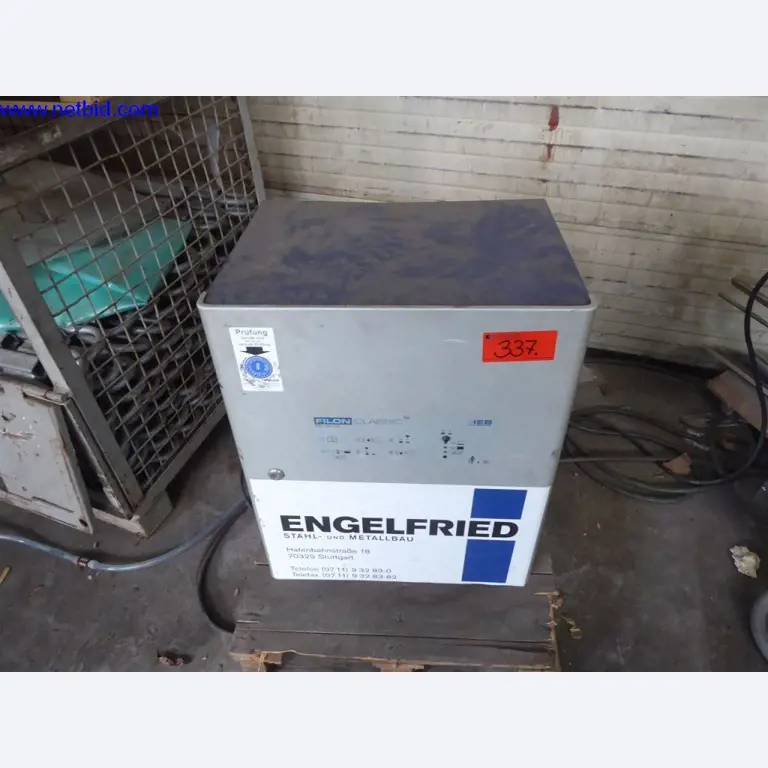 Equipamento operacional e de escritório (construção em aço e metal)-7